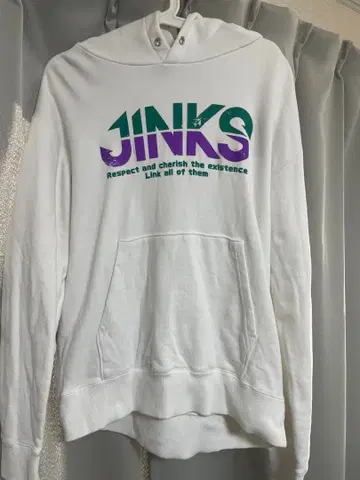 JINKS 화이트 후드티 L 사이즈 아이돌