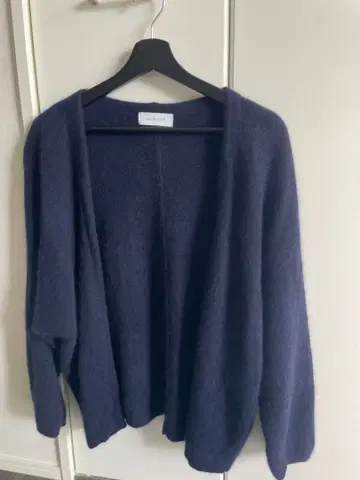 네이비 후와후와 가디건 긴팔