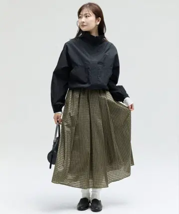 [슬로브 이에나] 시어 깅엄 플레어 스커트 (카키)