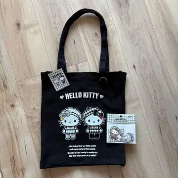 덤 스티커 포함 헬로키티 토트백 흑백 걸리시 쌍둥이 코디