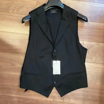 미사용 새상품 TAGLIATORE 울 서지 숄카라 베스트 48 사이즈