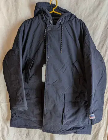 다크 네이비 후드 부착 자켓