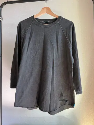 GBL 카오나시 7부 소매 T셔츠