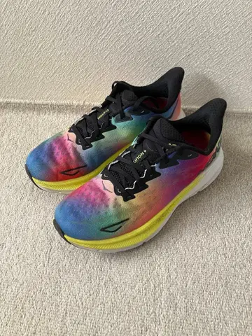 HOKA 클리프톤9 27.5