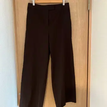 투모로우랜드 팬츠 보르도