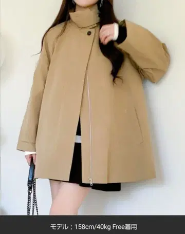 A라인 텐트라인 코트 라이트 아우터 by LEGNA FREE