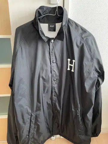 HUF THRASHER 콜라보 나일론 자켓 L 사이즈