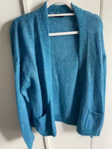 블루 니트 모헤어 혼방 가디건 포켓 부착