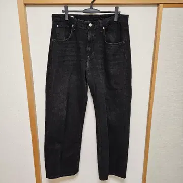 미사용 새상품 ZARA 블랙 배기 데님 44