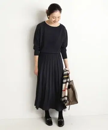 [ 정가 12,100엔 ] SLOBE IENA 플리츠 니트 원피스