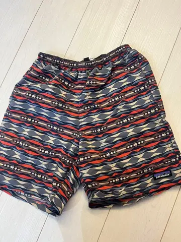 patagonia 파도 무늬 숏팬츠 XS 배기 올 패턴