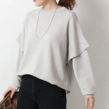 스픽앤스팬 워셔블 플레어 슬리브 풀오버 니트 울 100