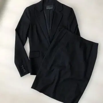 엠프리미어 블랙 스커트 수트 블랙 면접 취업 활동에