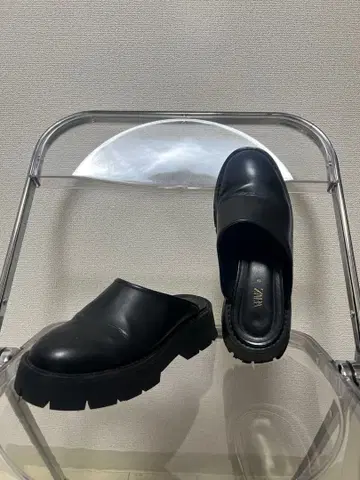 ZARA 뮬 샌들 블랙 사이즈 39