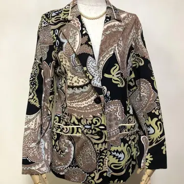 레오나르 칸칸 소재 자켓 L 사이즈