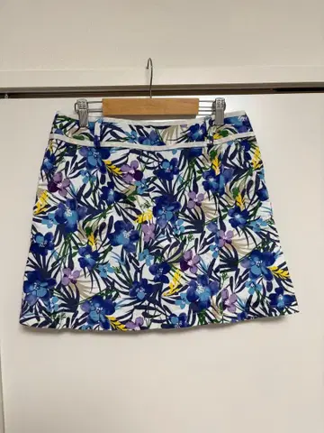 Callaway 보태니컬 무늬 스커트