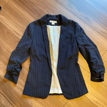 H&M 에이치앤엠 스트라이프 자켓 XS