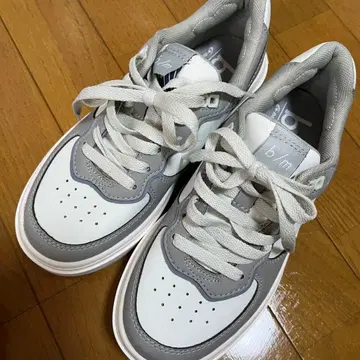 B/M 노마 드라이 스니커즈