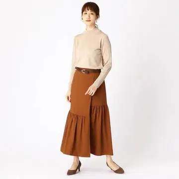 [ 새상품 미사용 택 포함 ] 티어드 랩 스타일 스커트 9호 벨트 포함