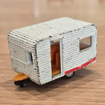 [토미카] No.65 프랑스베드 캠핑카 1E 휠 일본제