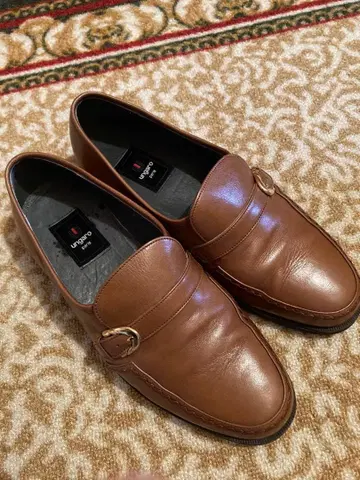 Ungaro 남성 신발