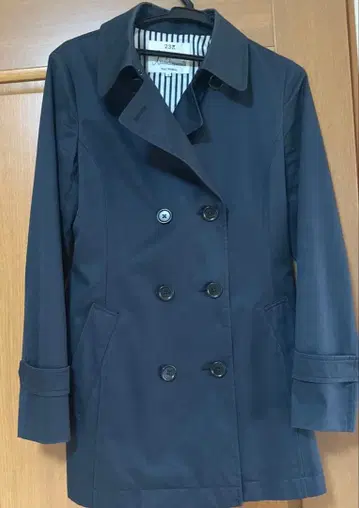 23구 트렌치코트 벨트 포함 네이비 40 L 사이즈 온워드 카시야마