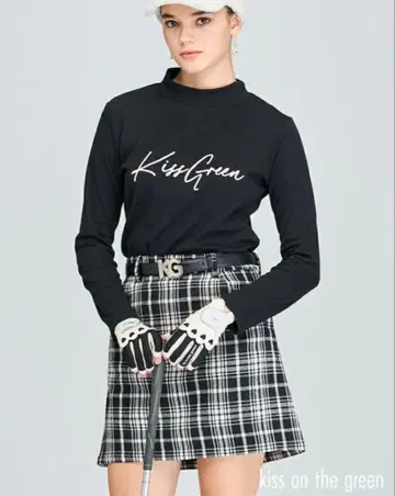 kiss on the green 론T