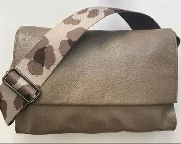 이아파피요네 와이드 패턴 테이프 숄더백 달마시안 카키