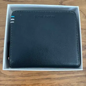 THE SHOP TK 새상품 남성용 가죽 네이비 이단 접이식 지갑