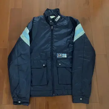 Volcom 네이비 나일론 자켓