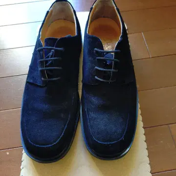 DE GIULI DESIGN 블랙 스웨이드 신발