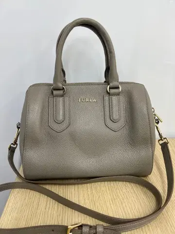 Furla 그레이 가죽 숄더백