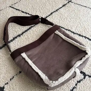 새상품급 BARNYARDSTORM 브라운 숄더백 보아