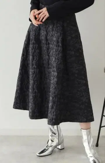 [ 새상품 ] OPAQUE.CLIP 자카드 플레어 스커트