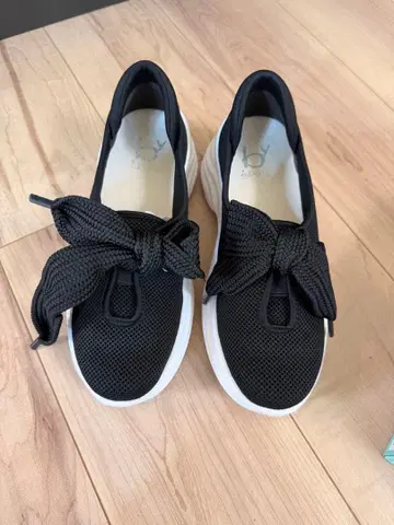 스니커즈 리본 포함 블랙