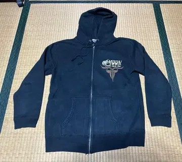 MOON 프린트 프론트 지퍼 후드티