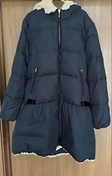 프랑슈리페 다운 코트 리본