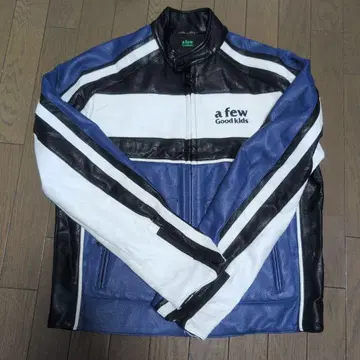 a few 가죽 자켓 스트라이프 디자인