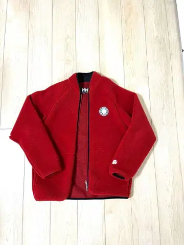 헬리 한센 레드 플리스 자켓