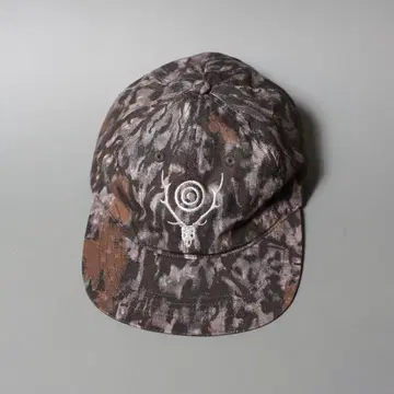 디자인 24SS south2west8 Horn Camo Cap