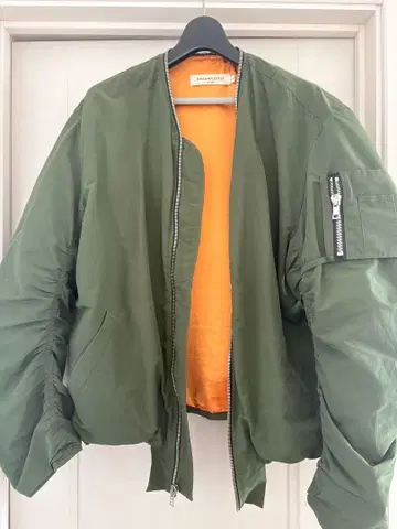 MR. COMPLETELY MA-1 플라이트 자켓 올리브 그린