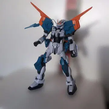 건담 프라모델 게일 스트라이크 건담