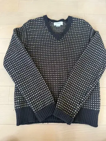 J CREW V넥 니트 M 사이즈