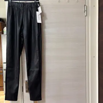 조르주 르쉬 블랙 스키니 팬츠 합성 피혁 38