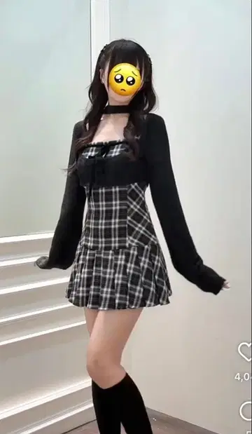 bunnylis_nogenki 체크 무늬 프릴 긴팔 니트