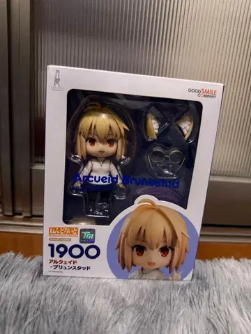 넨도로이드 아르쿠에이드 브륜스터드