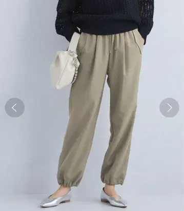 그린 레이블 릴랙싱 이지 파라슈트 팬츠 모카 38