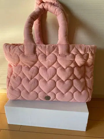 스타벅스 한국 하트 무늬 퀼팅 백 핑크 미사용 새상품
