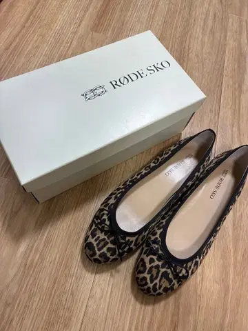 RODE SKO 발레 슈즈 38 어반 리서치 레오파드