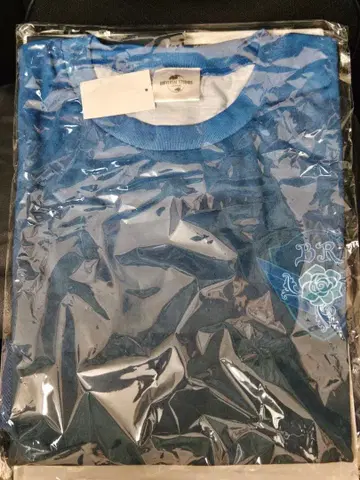 Ado 블루 로즈대 USJ 티셔츠